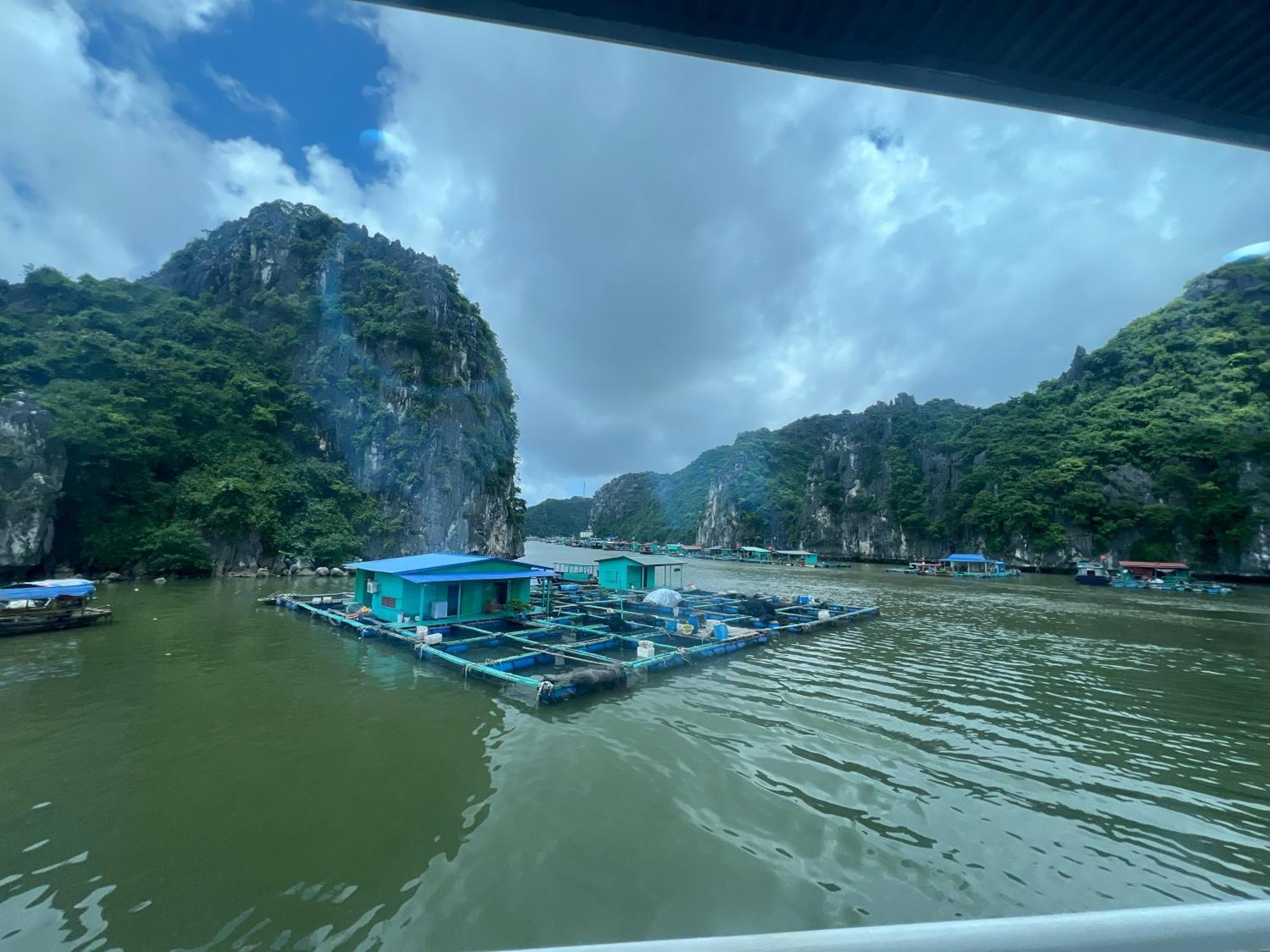 Mb Central Hotel Cat Ba Island Exterior photo